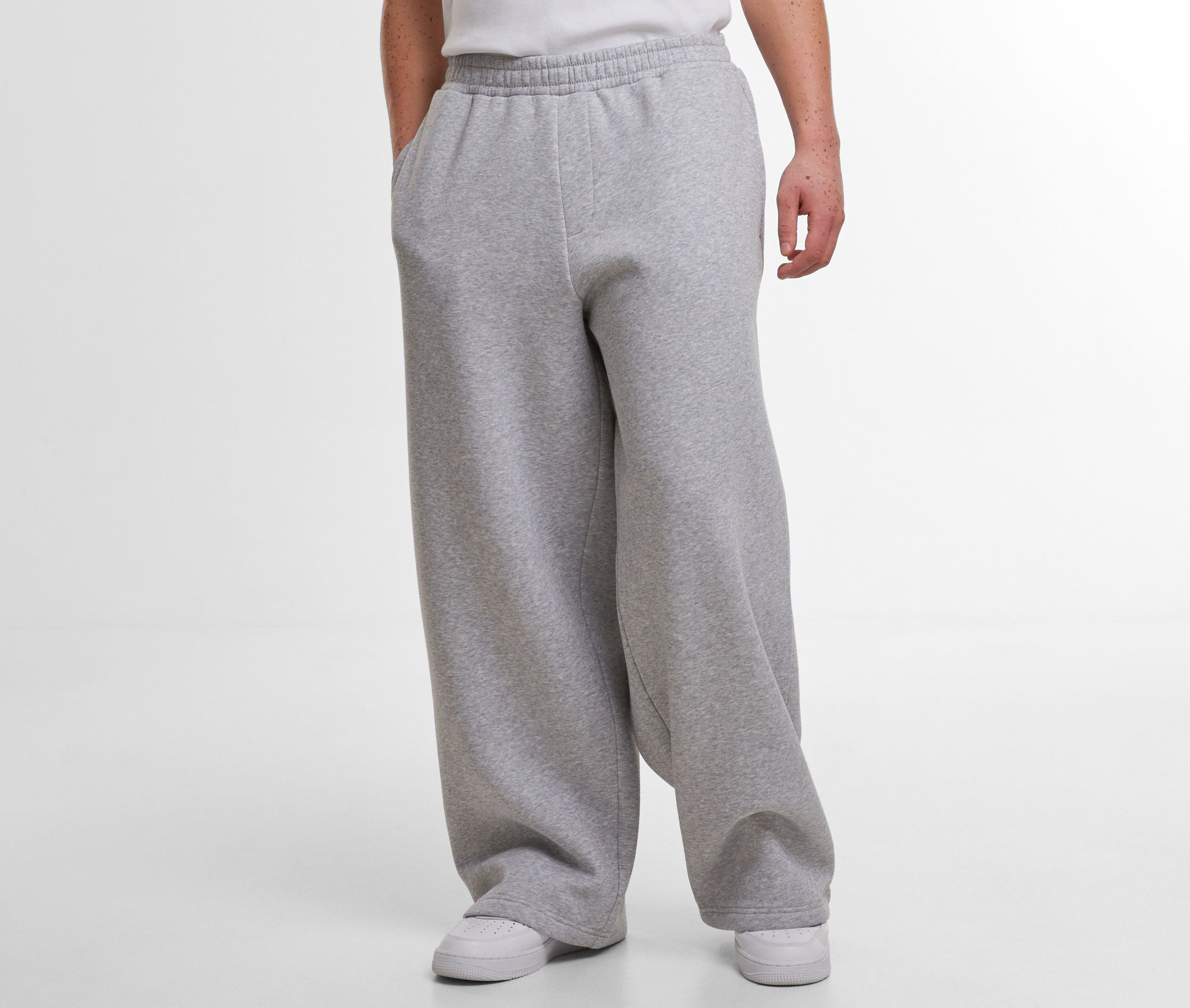 WIDELEG SWEATPANTS